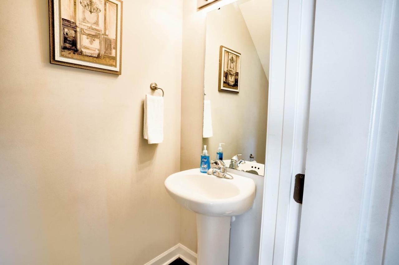 Kannapolis Elegant Townhouse - Pet Friendly 외부 사진